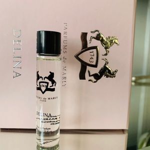 Parfums de Marly Delina